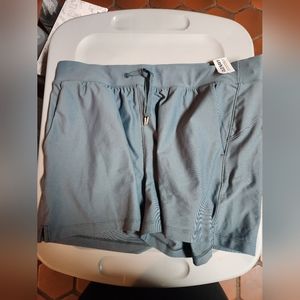 Large Old Navy Powersoft Shorts